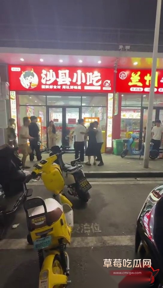 精神小伙8