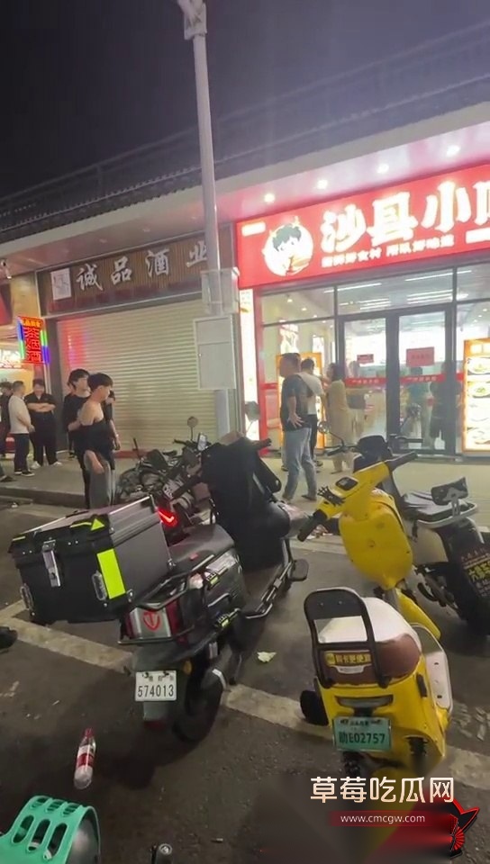 精神小伙9