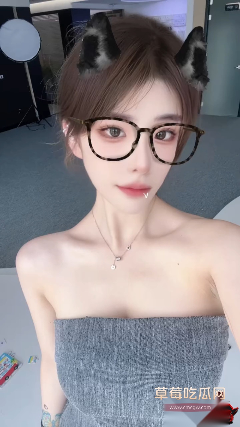 IG高颜小网美 9 IG高颜小网美 9