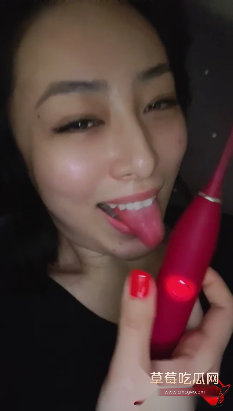 高颜值极品大奶少妇 4