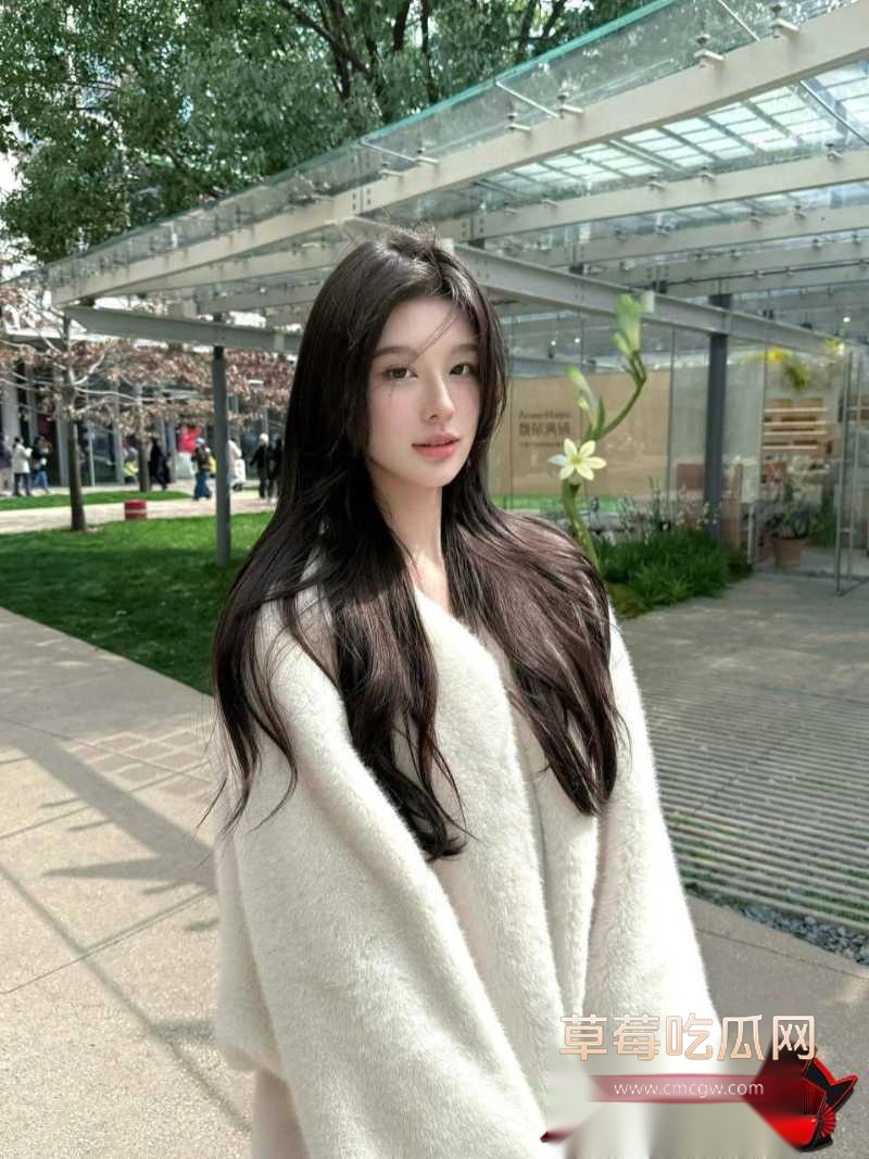 我的枪好长 约炮红色露乳情趣奶妹2 我的枪好长 约炮红色露乳情趣奶妹2