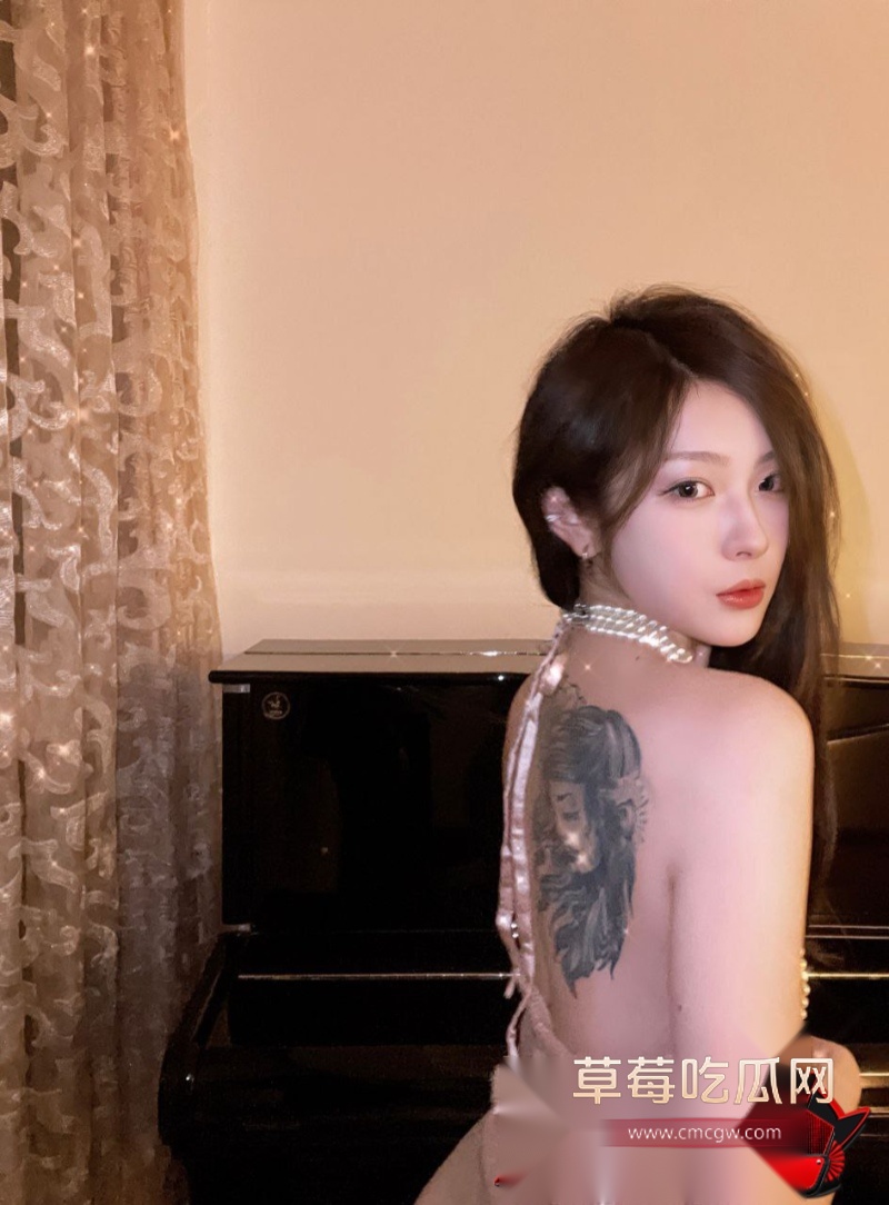英国高颜留学生 周颜晴 5