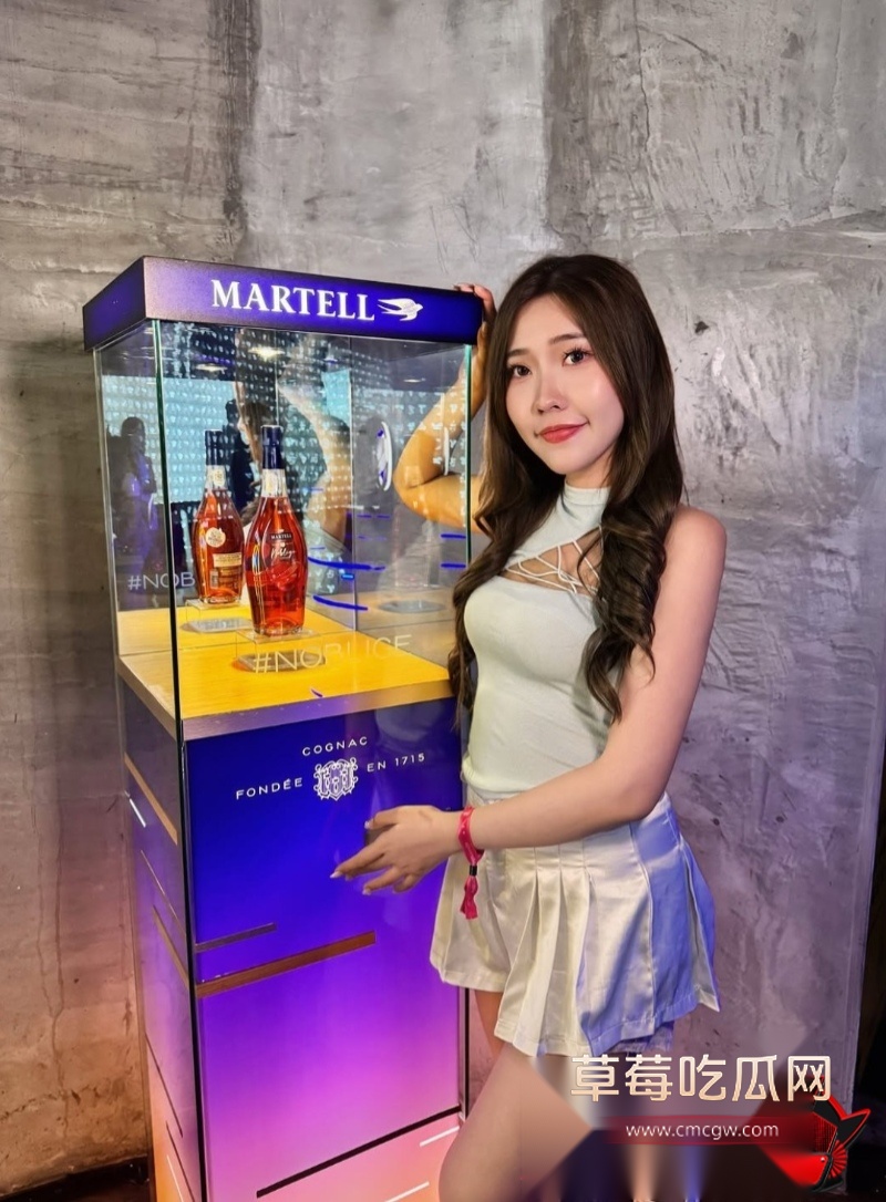 02年高颜短视频博主Angel是天使 9 02年高颜短视频博主Angel是天使 9