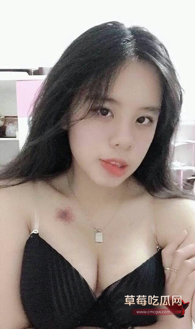 瓜友投稿曝光大奶越南妹3 瓜友投稿曝光大奶越南妹3