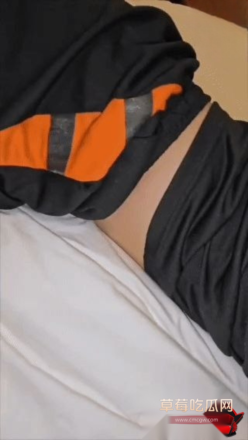 海角乱伦姐姐的诱惑 3 海角乱伦姐姐的诱惑 3