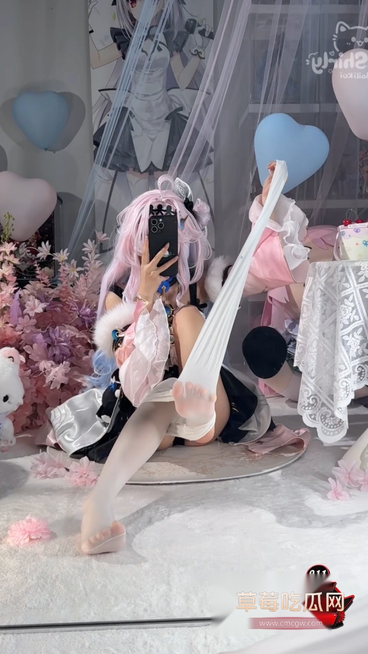 顶级福利姬 白栎Shirly1 顶级福利姬 白栎Shirly1