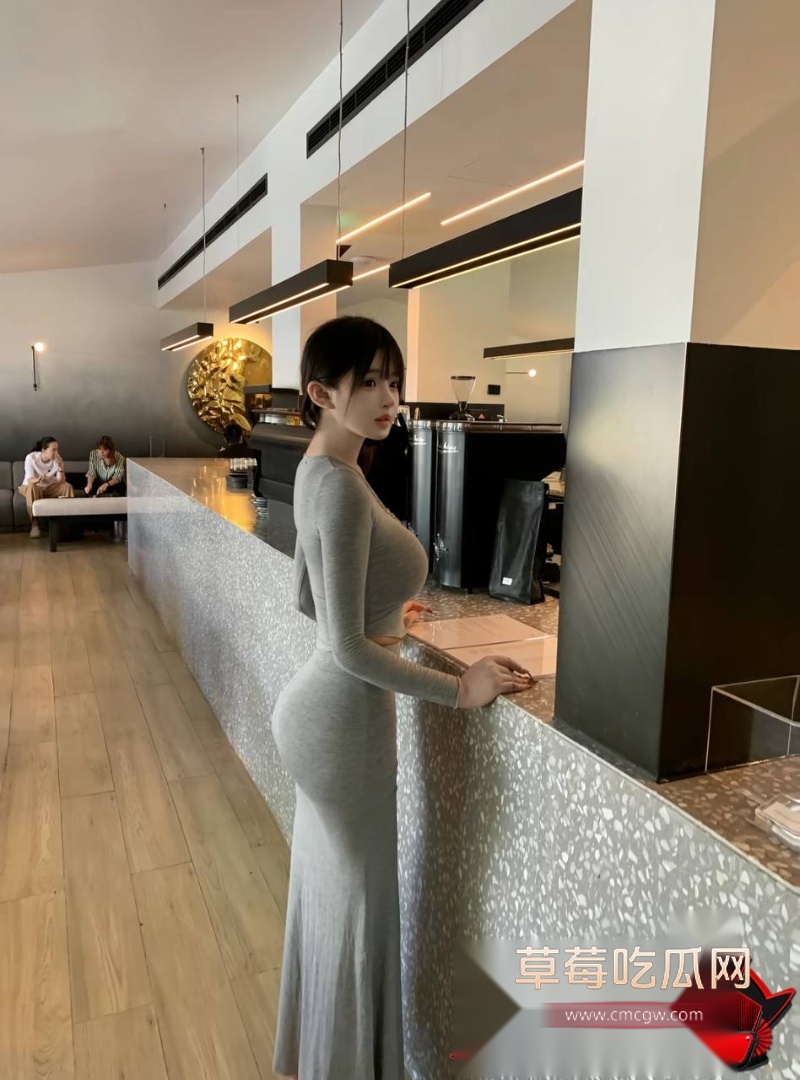 勾人俏妈妈开档诱惑儿子3 勾人俏妈妈开档诱惑儿子3