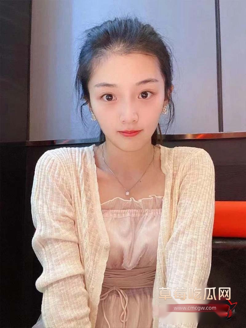 上海师范大学校花 邓乔馨4 上海师范大学校花 邓乔馨4