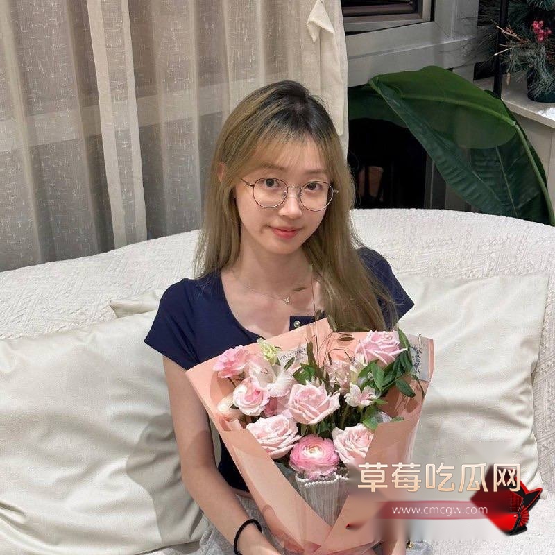 成都反差学妹 刘雨欣5