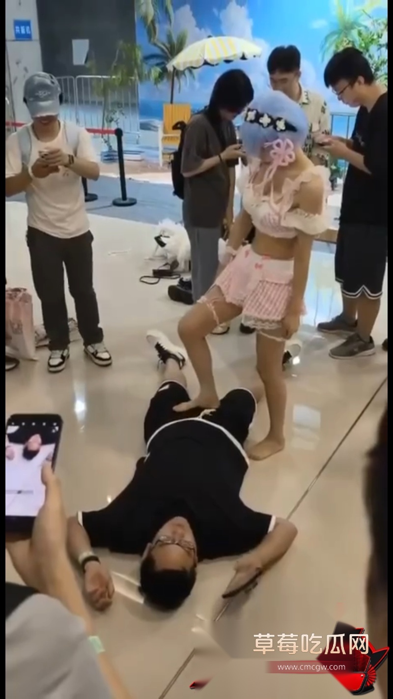 50块钱可以埋胸60秒 2