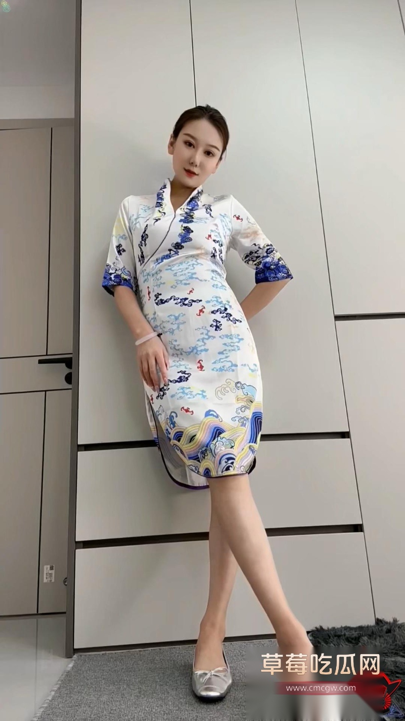 迷人奈 旗袍端庄人妻私下发骚8 迷人奈 旗袍端庄人妻私下发骚8