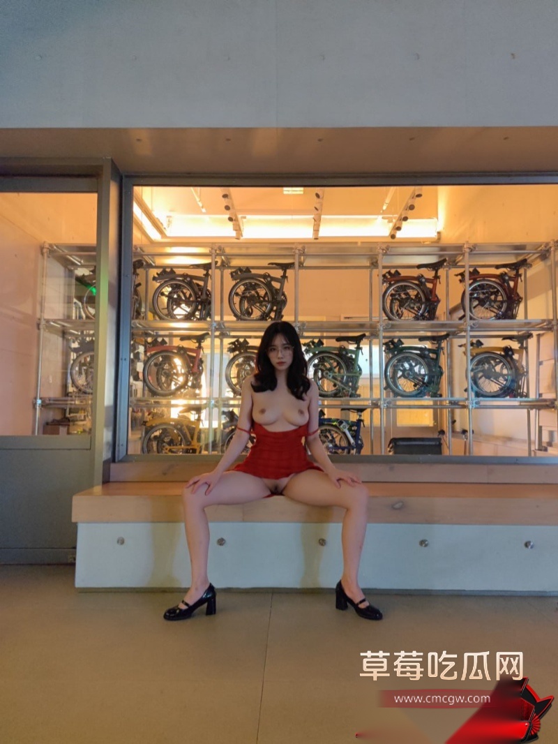 绝美巨乳御姐 Ceasonshot99 10 绝美巨乳御姐 Ceasonshot99 10
