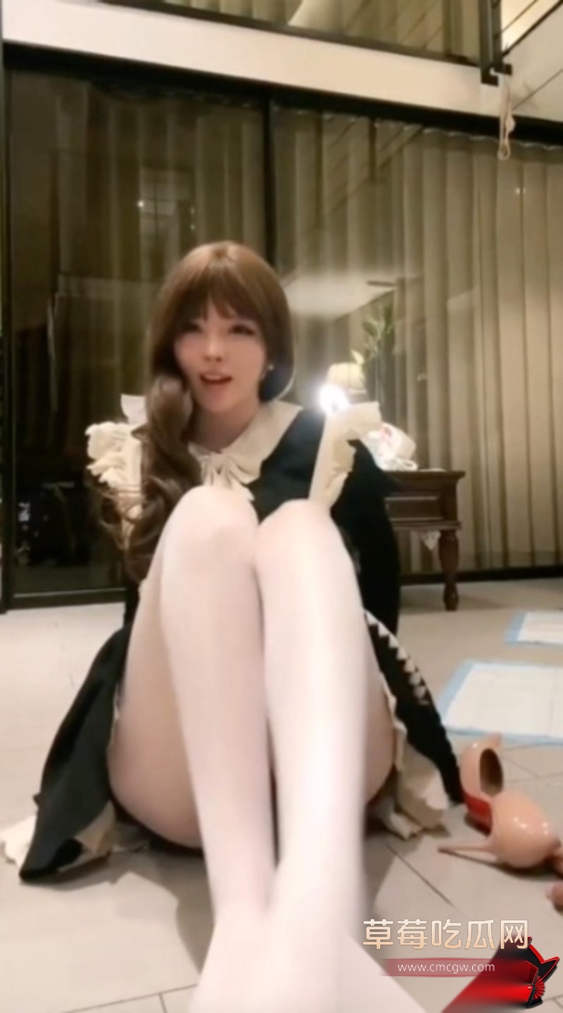 极品女王明玥制服调教新作1 极品女王明玥制服调教新作1