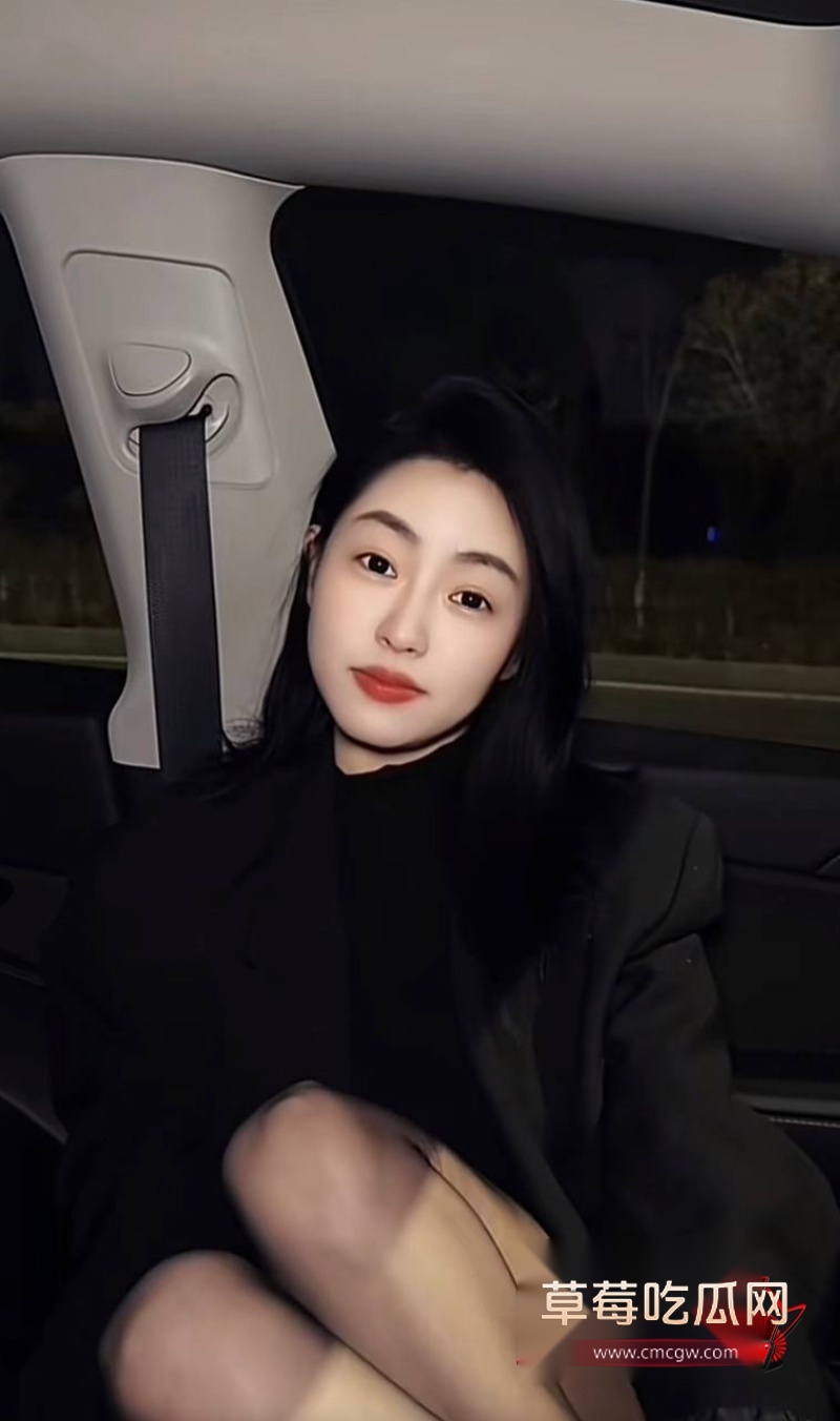 男网红小宋拼缝出轨约女粉18