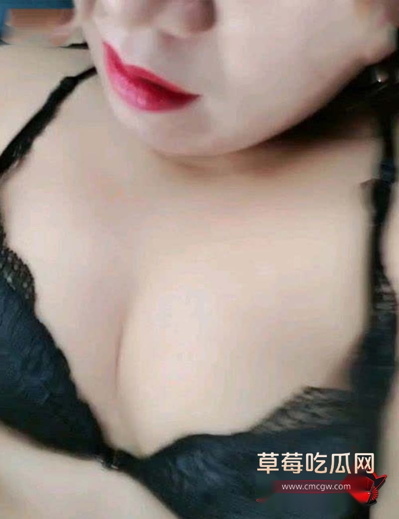 海角精选 背着姐夫车震干姐5 海角精选 背着姐夫车震干姐5
