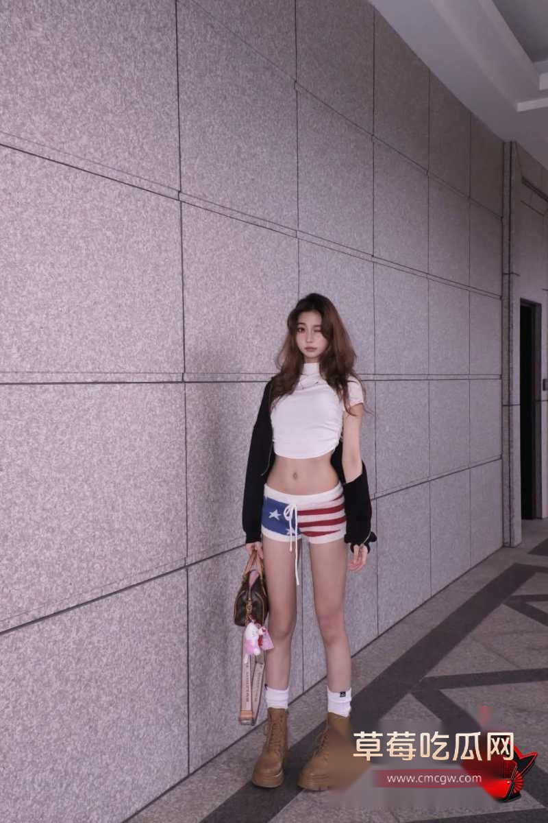 极品高颜值巨乳网红 小洁7 极品高颜值巨乳网红 小洁7