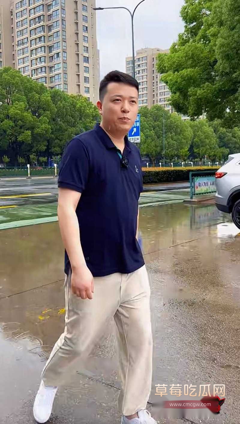 抖音240w粉汽车博主 懂车大伟5 抖音240w粉汽车博主 懂车大伟5