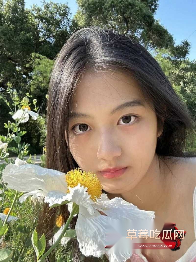 顶级颜值眼镜婊 刘薇5 顶级颜值眼镜婊 刘薇5