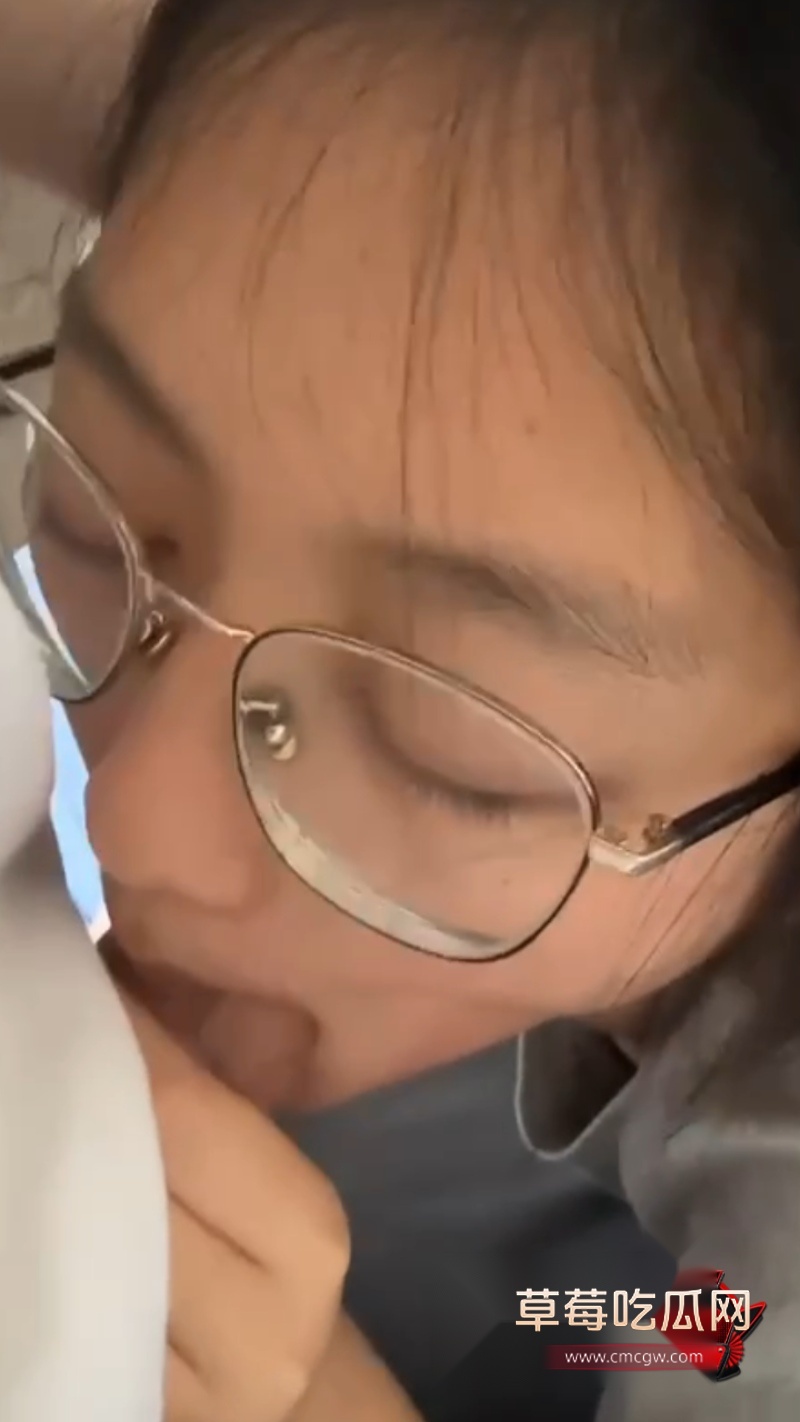 顶级颜值眼镜婊 刘薇6 顶级颜值眼镜婊 刘薇6