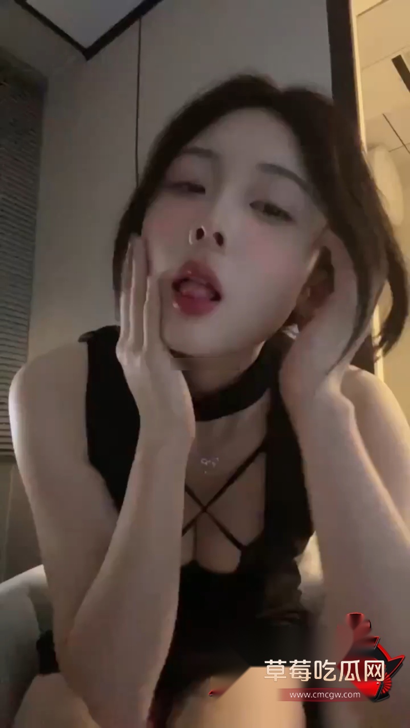 山东泰安校花 周彤2
