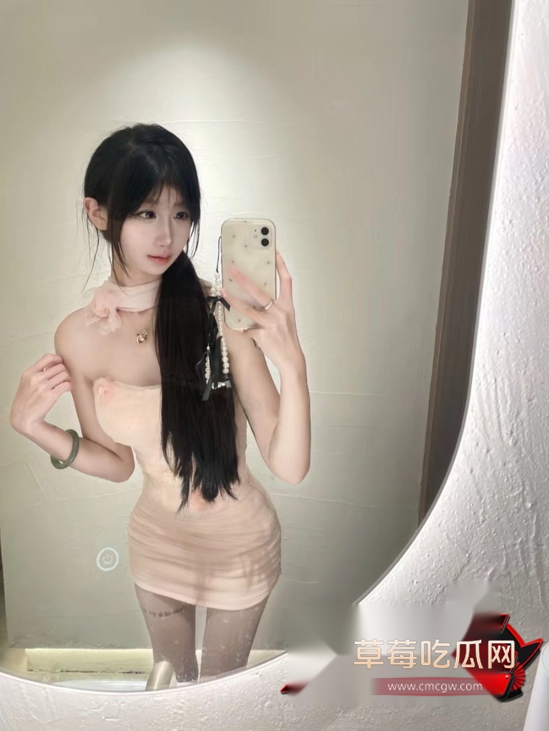 山东泰安校花 周彤5