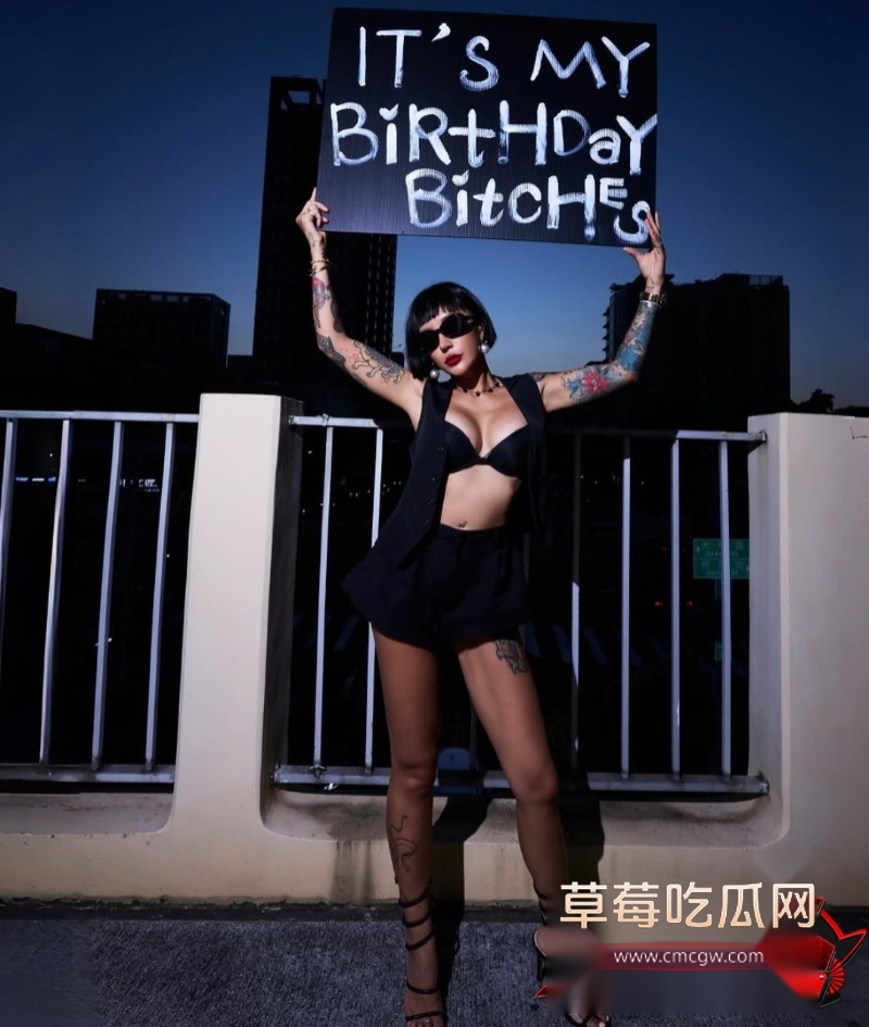 模特儿娜娜自拍私密视频流出10