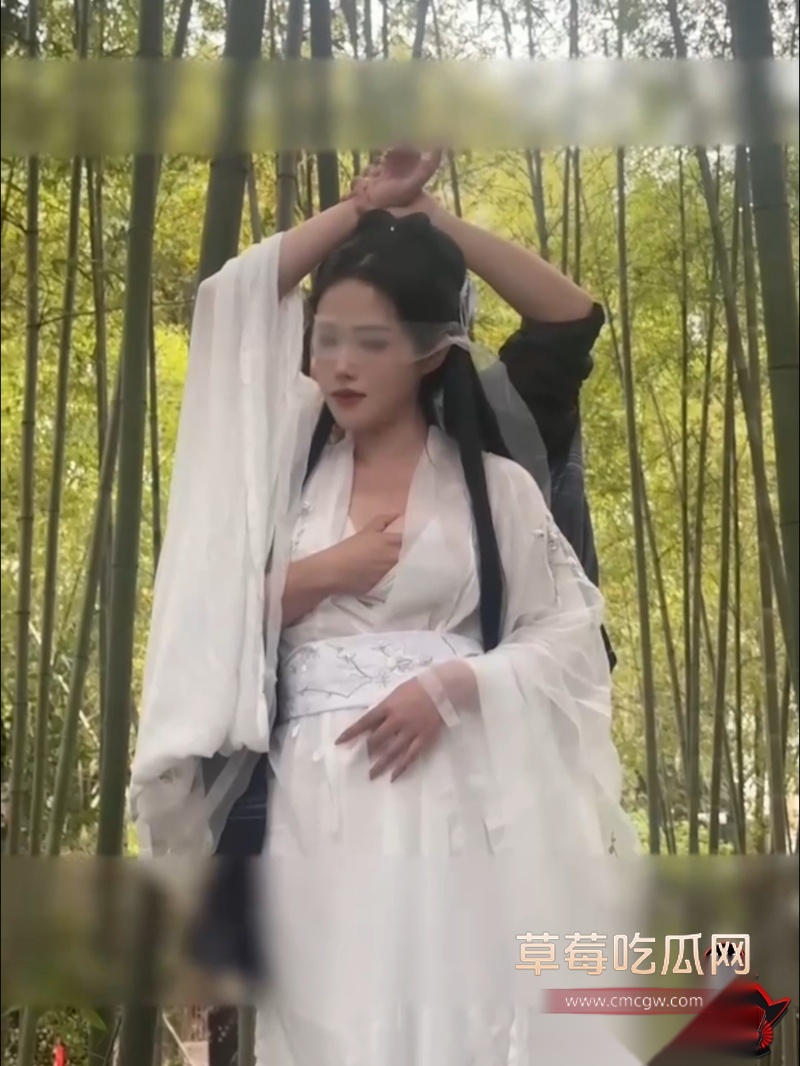 高颜古风女神户外大尺度写真 5