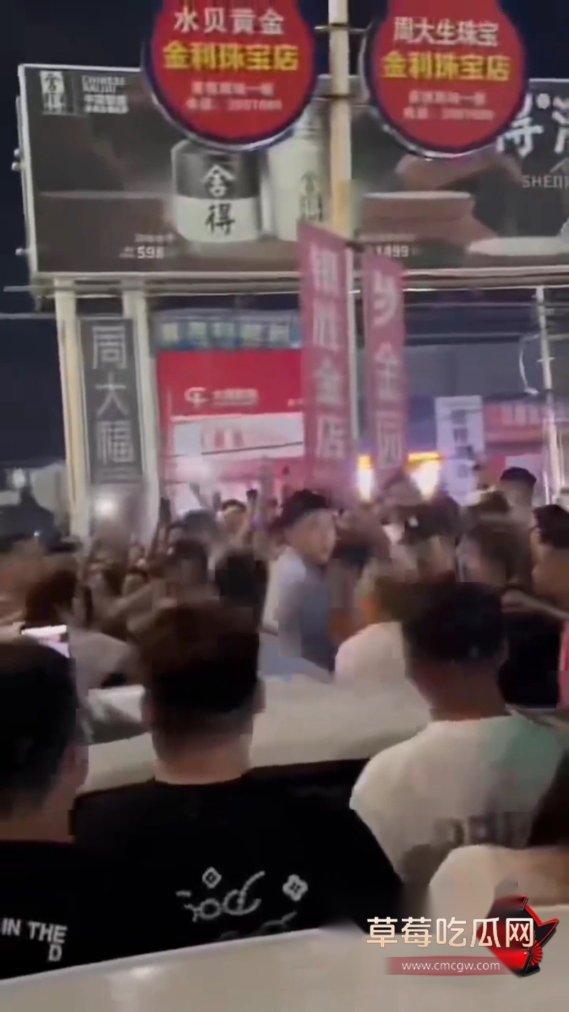 河北睿柏云酒店抓小三2 河北睿柏云酒店抓小三2