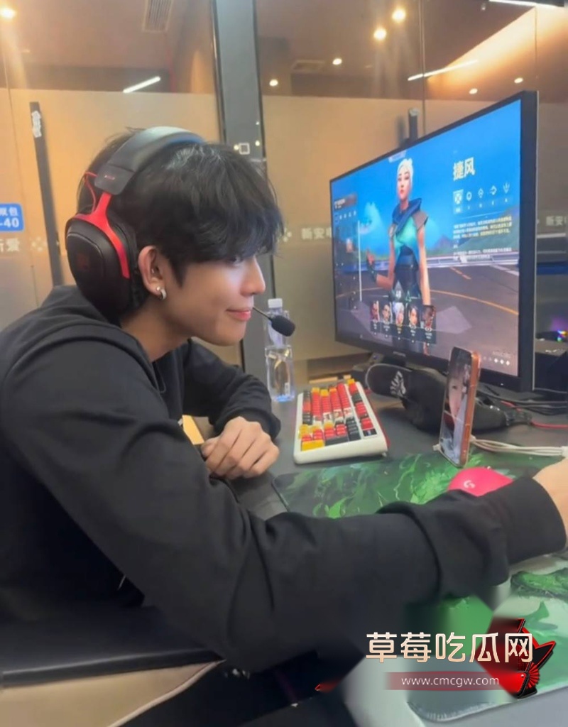 dy50w粉男网红杨洁乱搞染病毒10 dy50w粉男网红杨洁乱搞染病毒10
