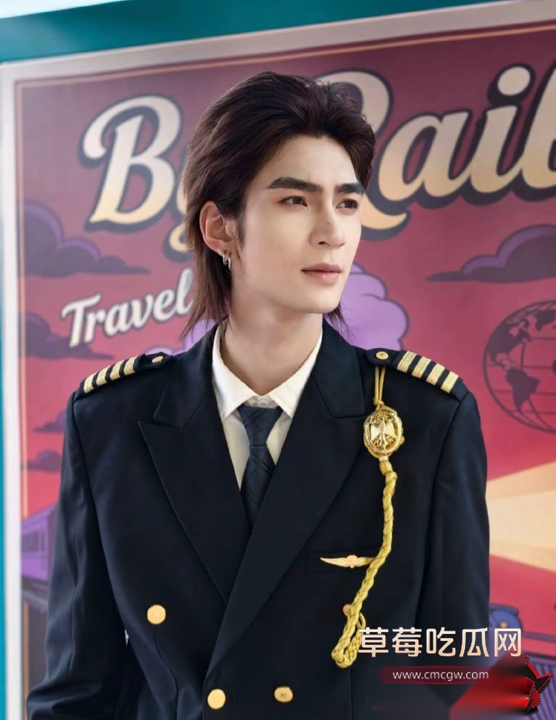 抖音85万粉男网红 彭鹏  43