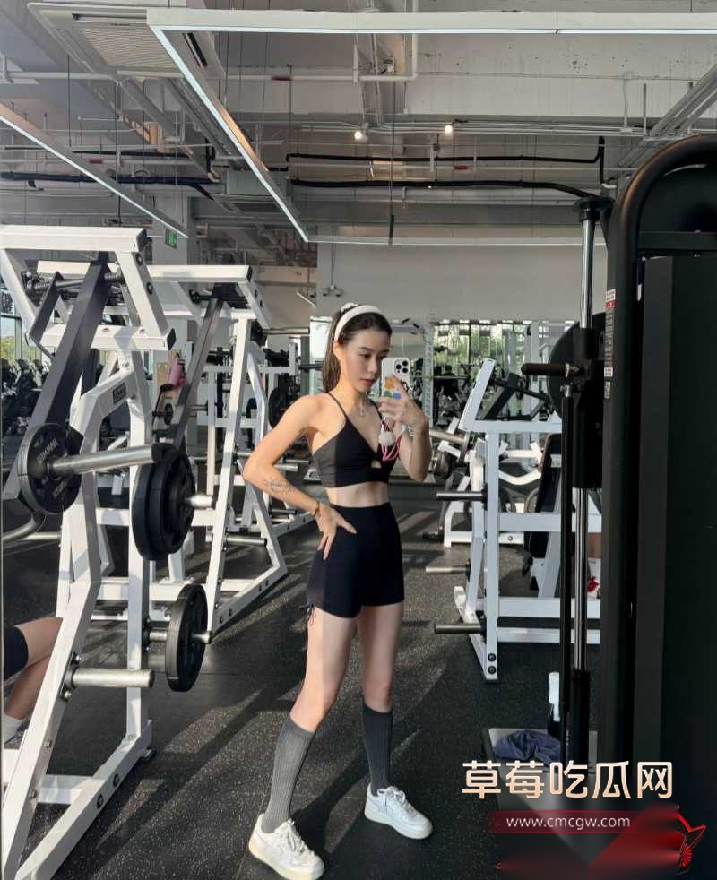 嘉兴氚気健身店长王昕10 嘉兴氚気健身店长王昕10