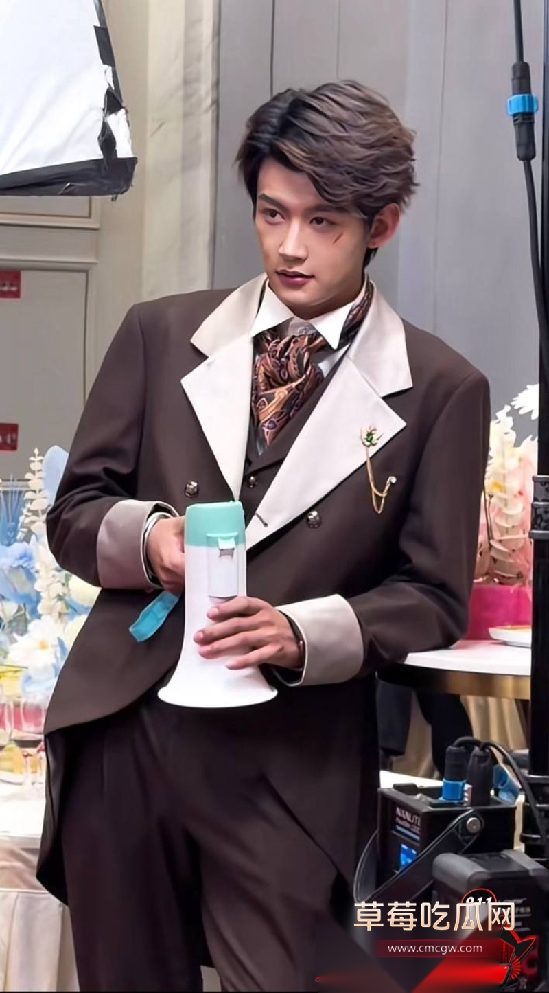 短剧演员 钟宇飞 11