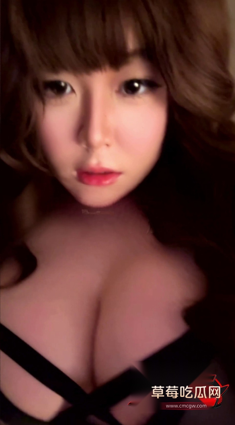 抖音万粉巨乳网红 滴哩哩1 抖音万粉巨乳网红 滴哩哩1