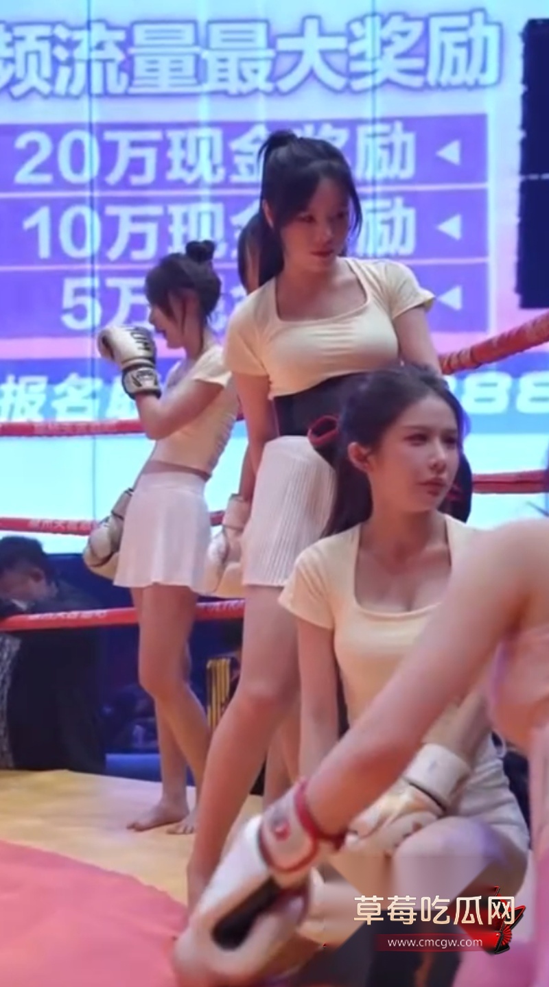 泉州酒吧举办商K拳击赛1 泉州酒吧举办商K拳击赛1