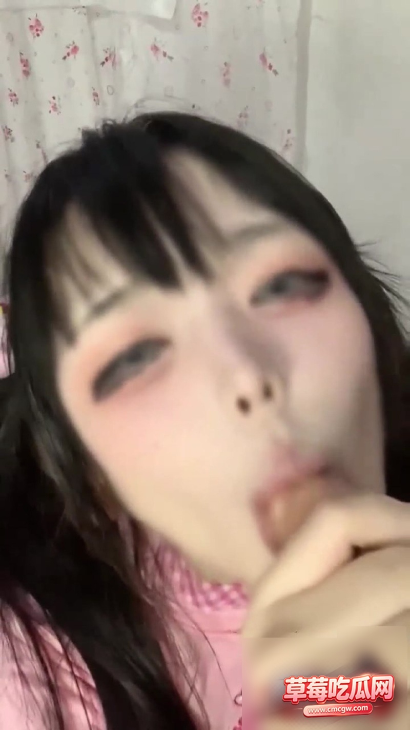 学生妹自慰视频2 学生妹自慰视频2