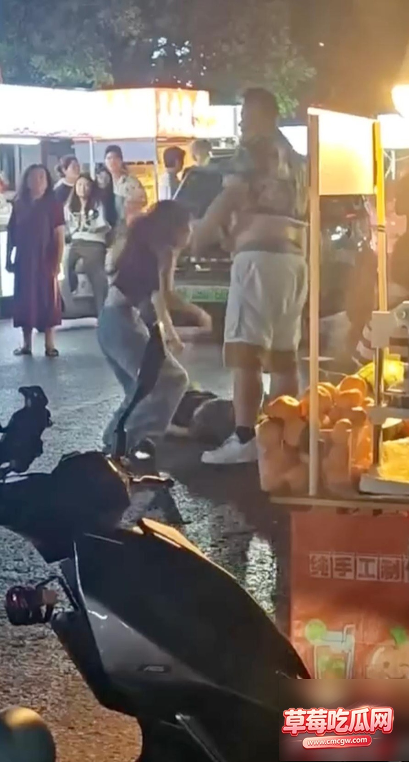 广州枣庄光明广场夜市恶性事件4 广州枣庄光明广场夜市恶性事件4