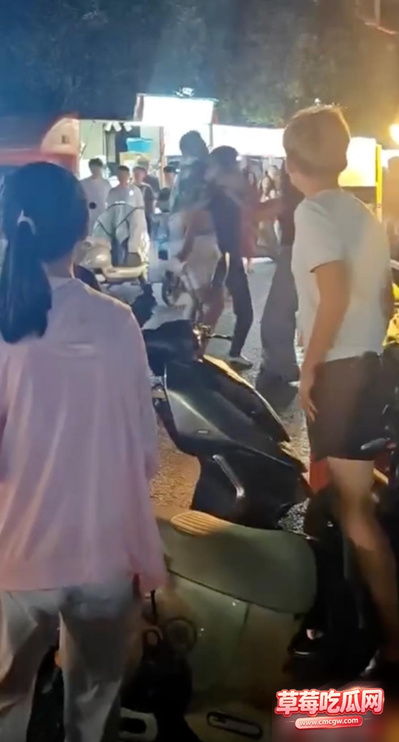 广州枣庄光明广场夜市恶性事件5 广州枣庄光明广场夜市恶性事件5