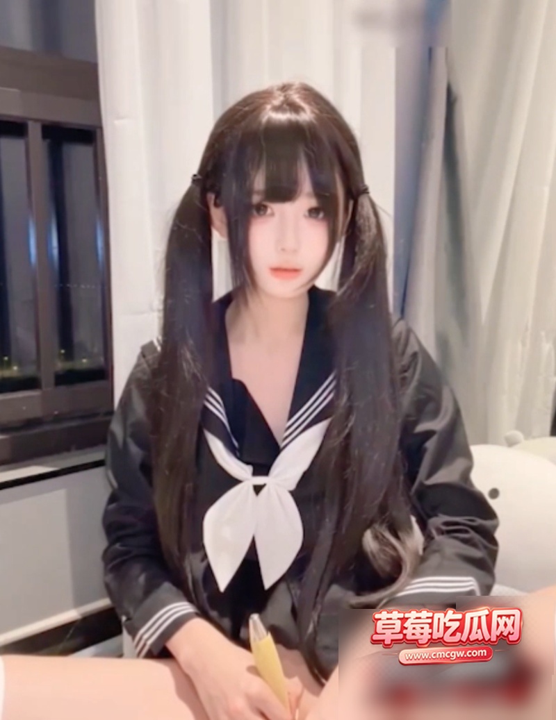 双马尾萝莉季雨水手服自慰福利4 双马尾萝莉季雨水手服自慰福利4