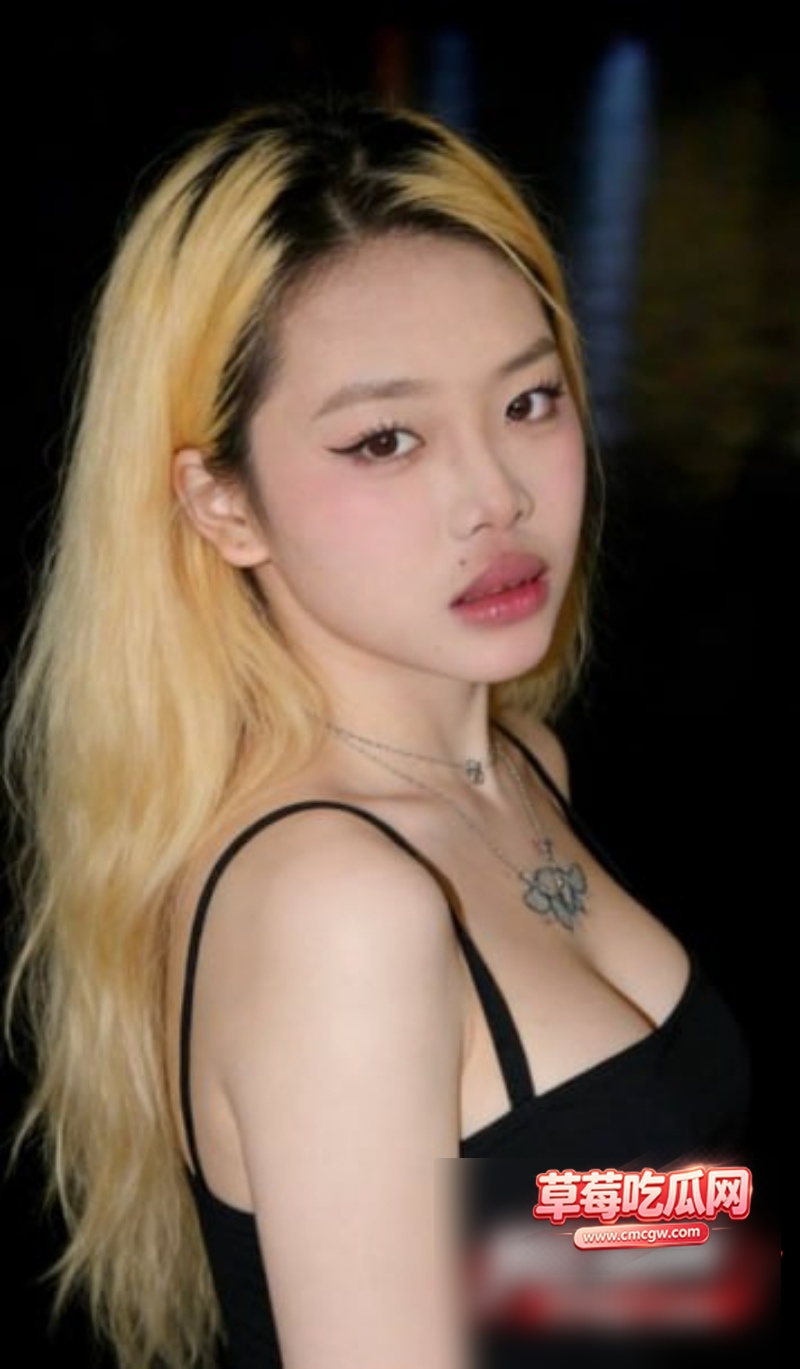 山西极品舌钉反差婊1 山西极品舌钉反差婊1