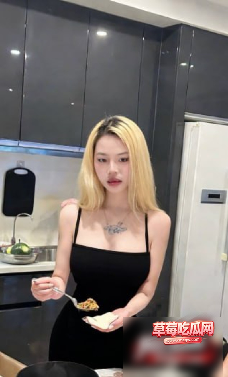 山西极品舌钉反差婊4 山西极品舌钉反差婊4