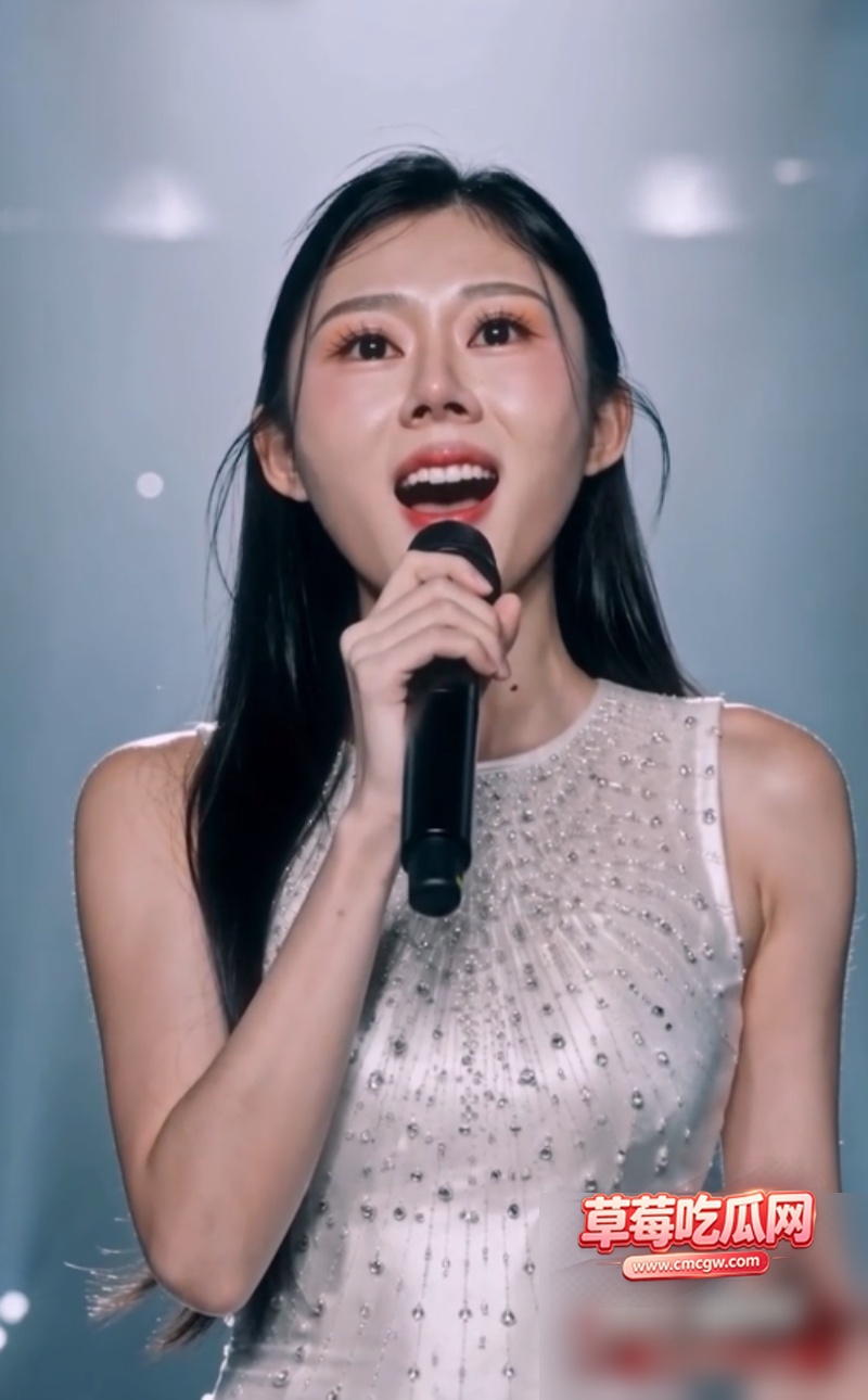 AI科幻短剧女神经纪10 AI科幻短剧女神经纪10