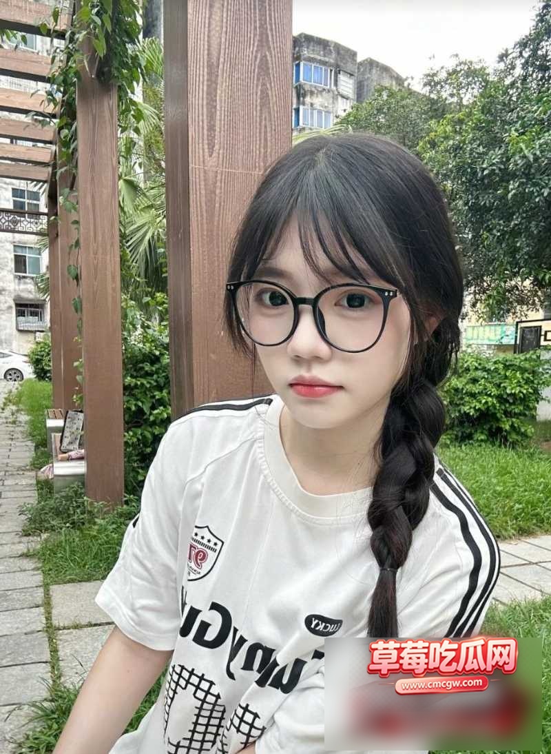 广东深圳眼镜学妹王宇婷3