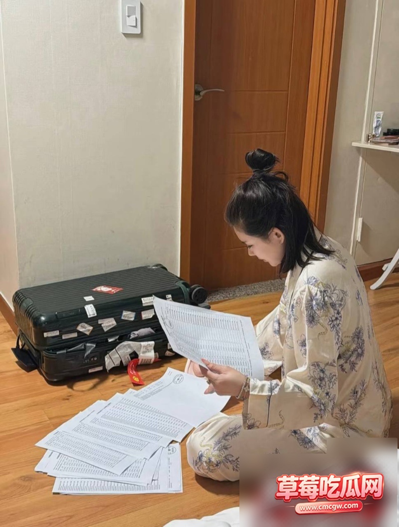 抖音10万粉 叶哈哈 4 抖音10万粉 叶哈哈 4
