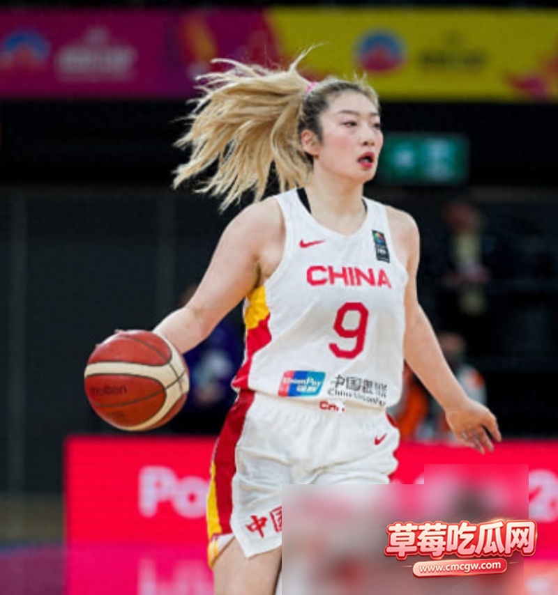 女篮李梦被曝知三当三 14 女篮李梦被曝知三当三 14