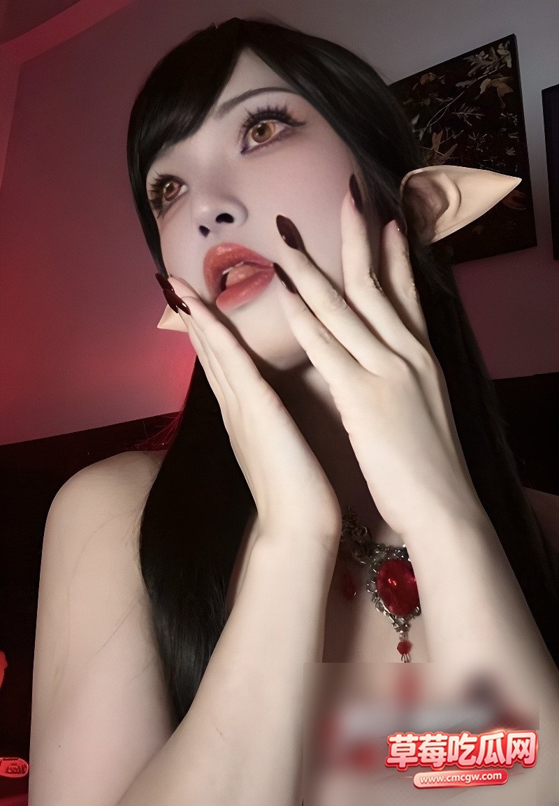 反差婊 杨芊落5 反差婊 杨芊落5