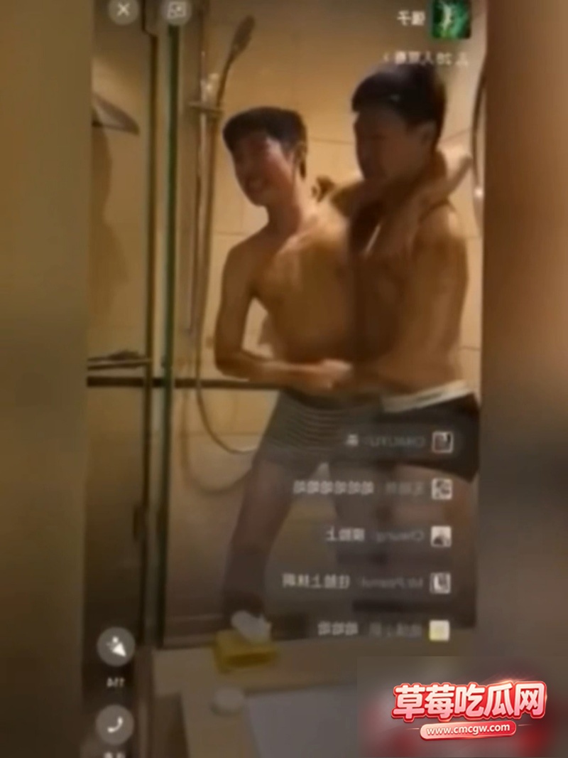 逆天两位gay在浴室 2 逆天两位gay在浴室 2
