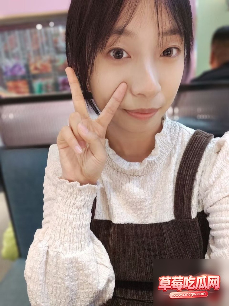 河南郑州大奶妹黄晨瑶19 河南郑州大奶妹黄晨瑶19