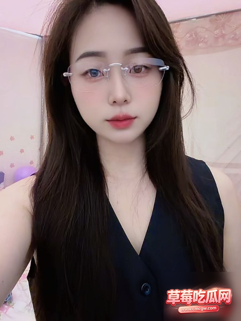 天津体制内少妇尹佳莹5