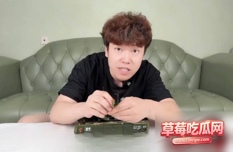 艺小天冲鸭被爆4 艺小天冲鸭被爆4