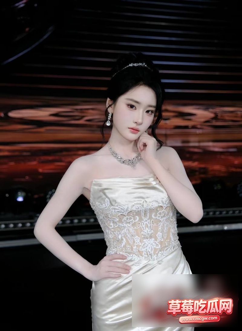 抖音23w粉女网红柳柳1 抖音23w粉女网红柳柳1